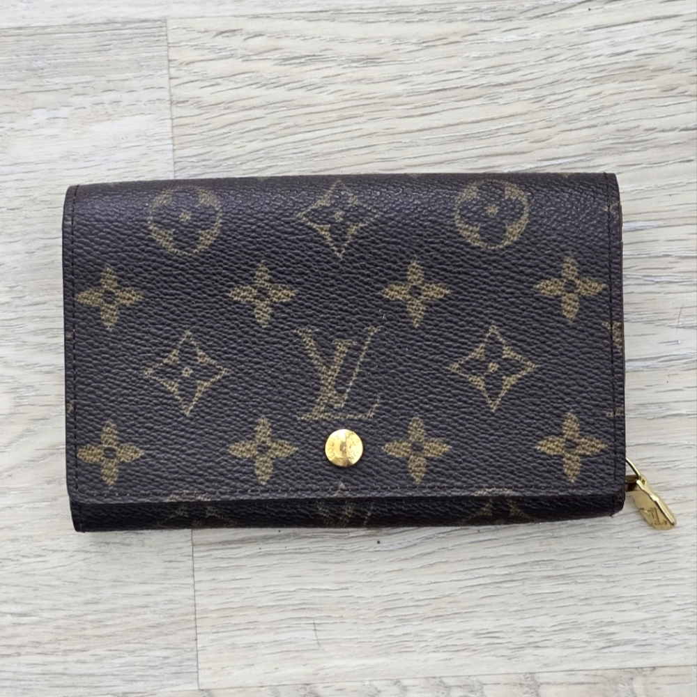 Louis Vuitton Brown Tresor Monogram Wallet